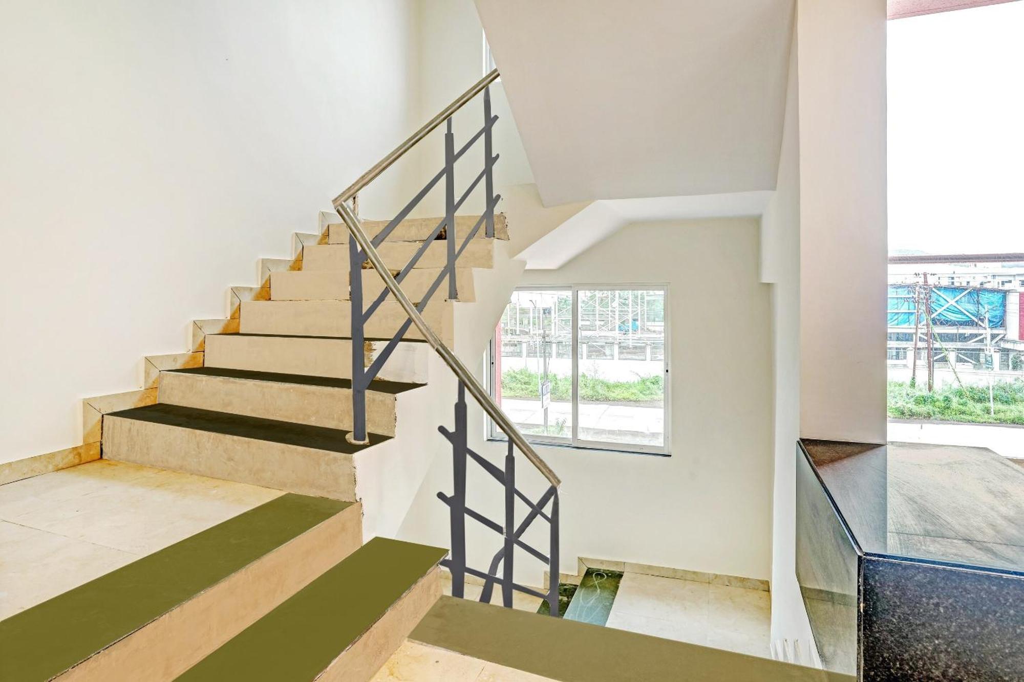 Townhouse Somani Hotel Apta Buitenkant foto